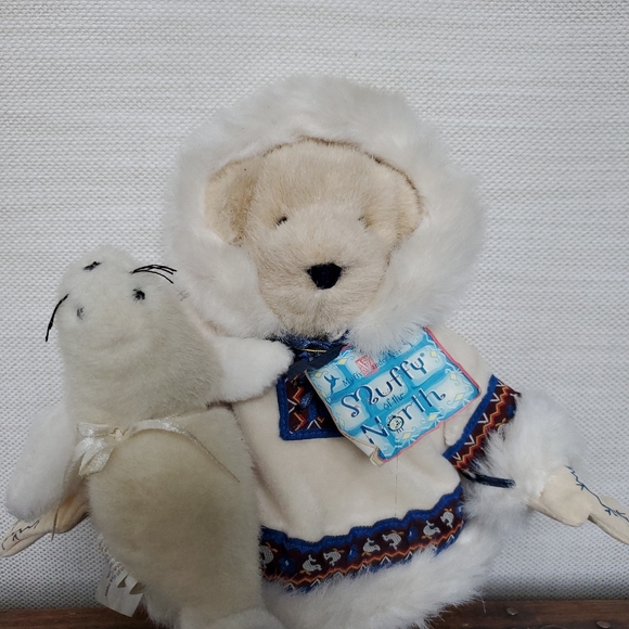 North American Bear Company Other - Muffy Vander Bear 1994 Collection Alaska Eskimo with Seal 8" jointed.